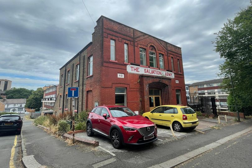 Property With Unique History Up For Auction For £500,000 In Redhill